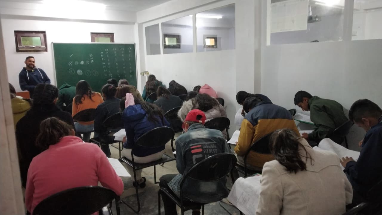 Students studying together in class